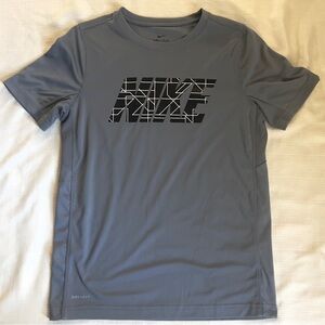 Nike Gray Youth Dri-FIT Shirt Size L